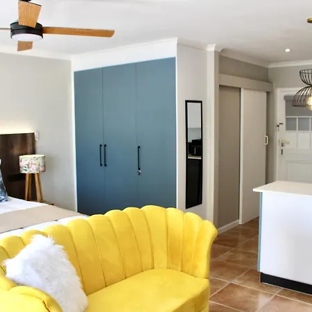 Yellow Couch Studio Apartment 1 Kingbed Kapstadt Exterior foto