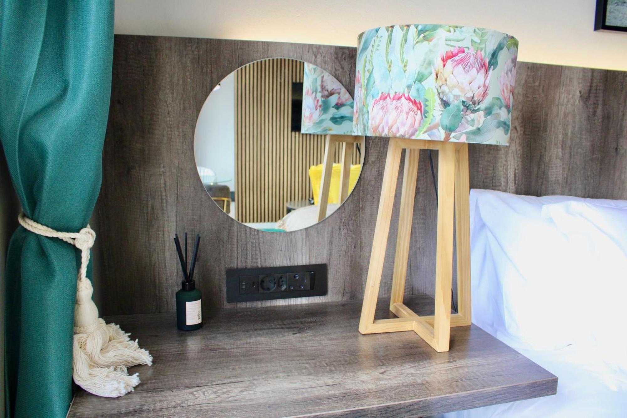 Appartement Yellow Couch 1 Kingbed