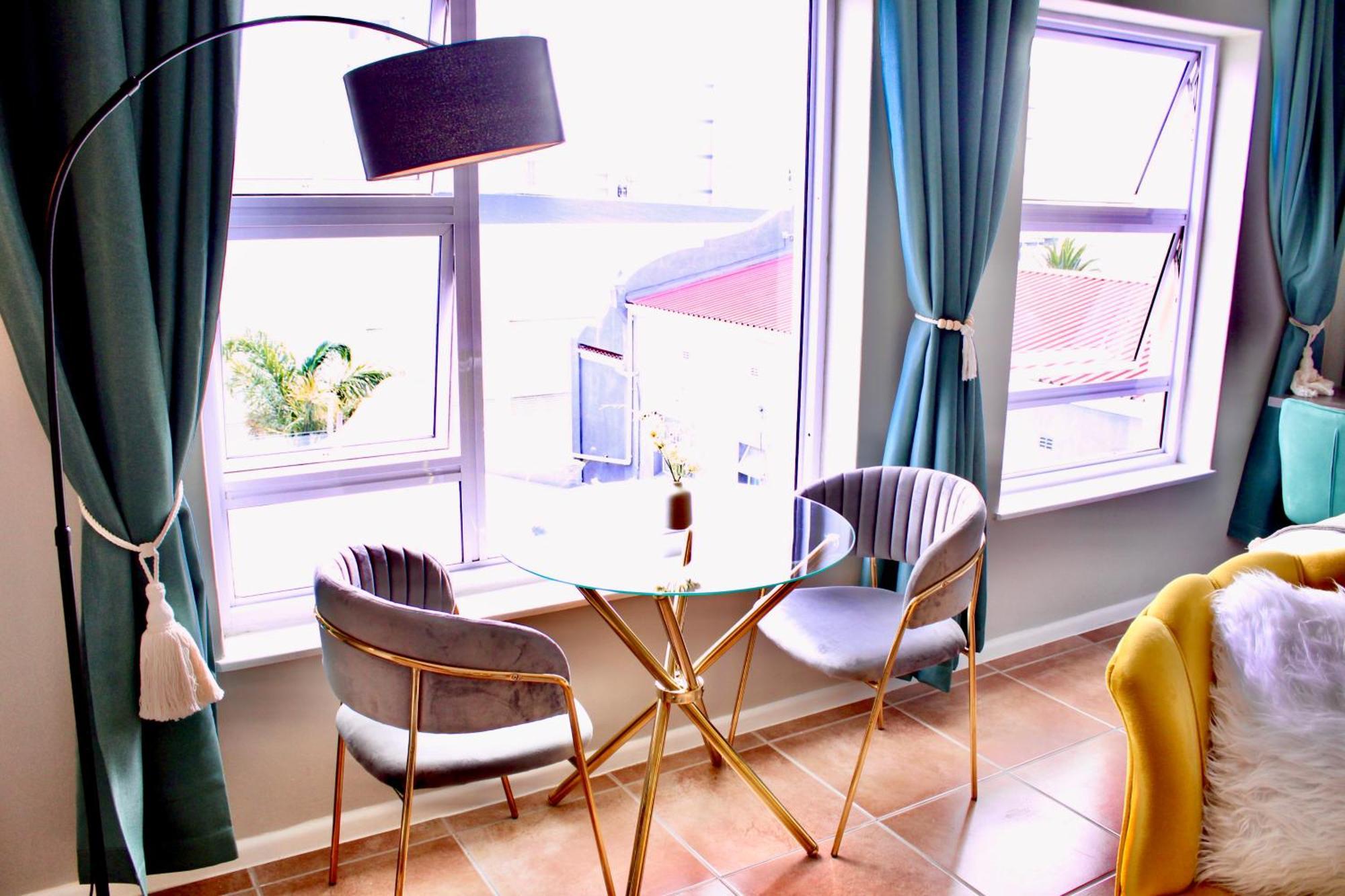 Yellow Couch 1 Kingbed Appartement *