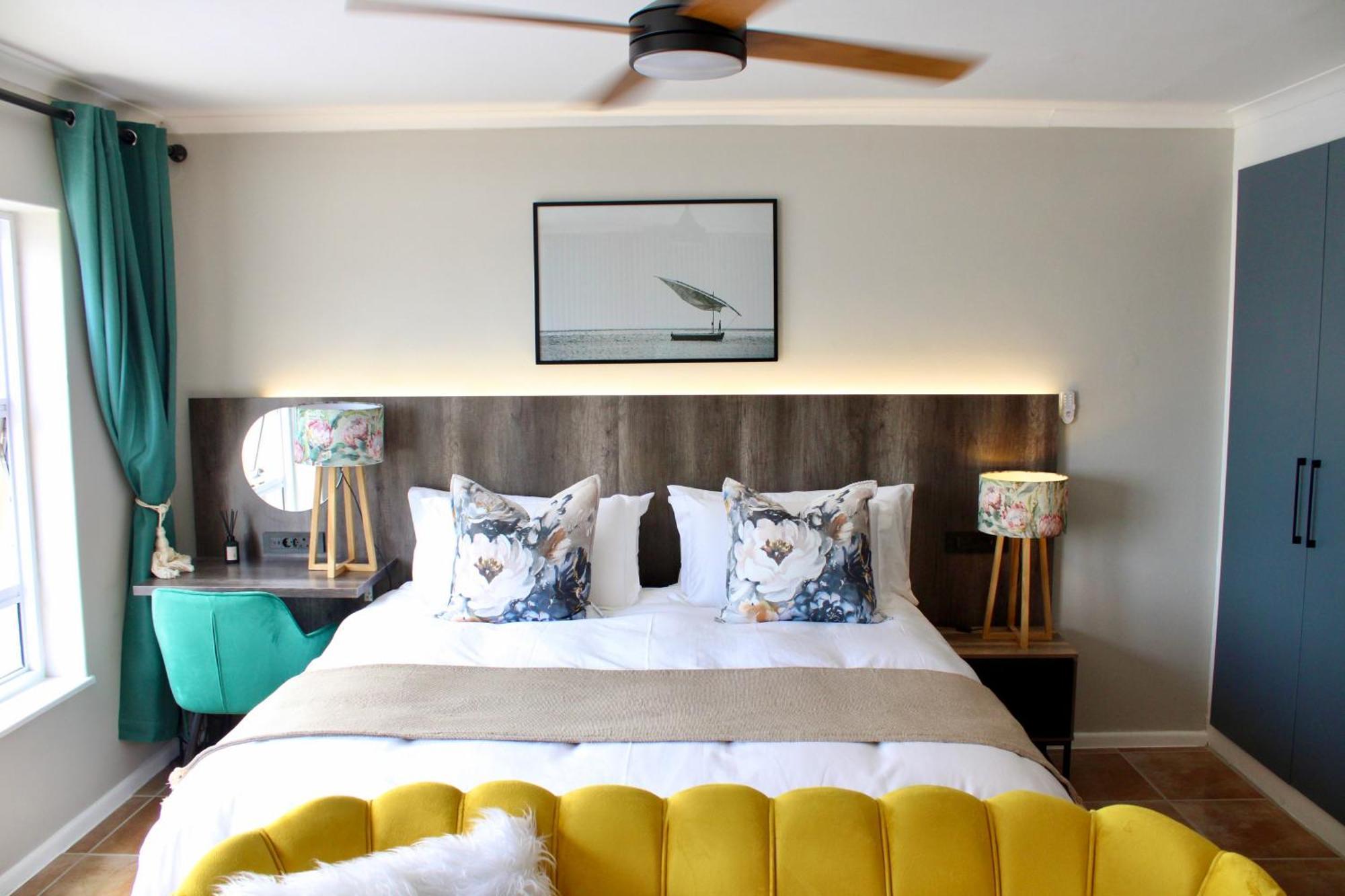 Yellow Couch 1 Kingbed